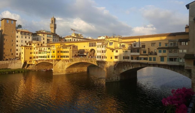 Specchi Su Pontevecchio