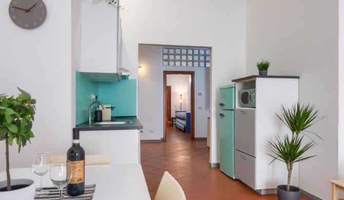 [LE CURE] Large apt, 6+1 beds. Center 15 min far by bus.