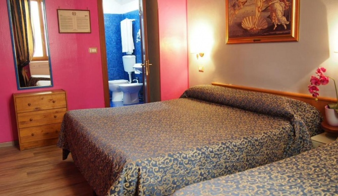 Hotel Santa Croce