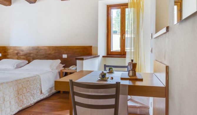 Heavenly Holiday Home in Folignio with Whirlpool