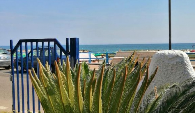 Monolocale Tirreno studio seafront