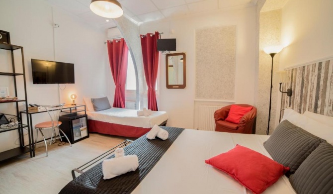 Galleria Frascati Rooms and Apartment