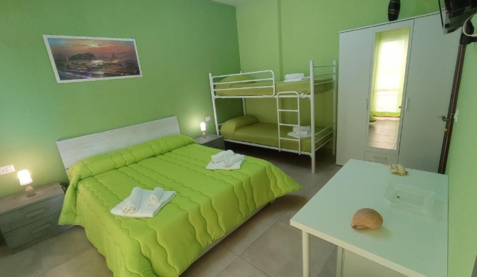 B&B LUNGOMARE GALILEI