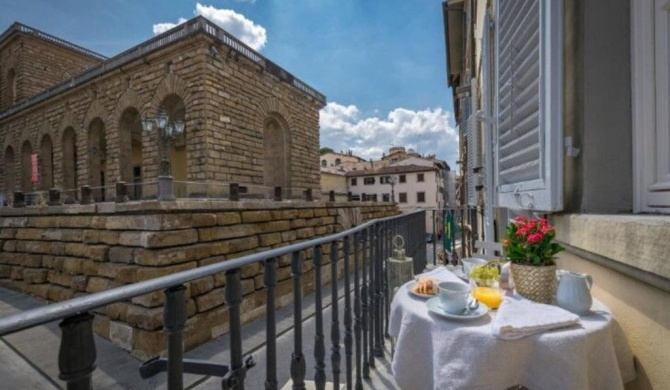 Pitti Terrace Luxury Apartment