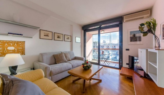 ALTIDO Exclusive Seaview Flat for 4, in central Genoa