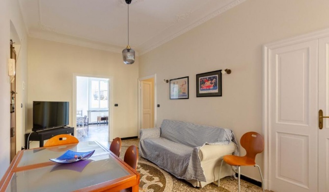 ALTIDO Spacious Central Flat