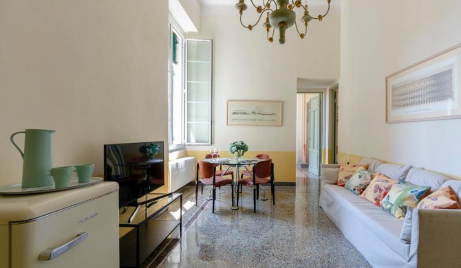 ALTIDO Spacious Flat for 6, close to Via Garibaldi