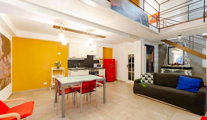 ALTIDO Vibrant Open-Plan Apt for 6 in Historic Centre