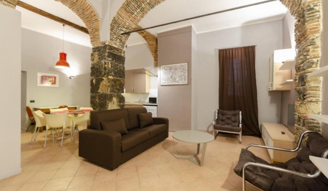 ALTIDO Warm Family Flat for 9, near Porto Antico