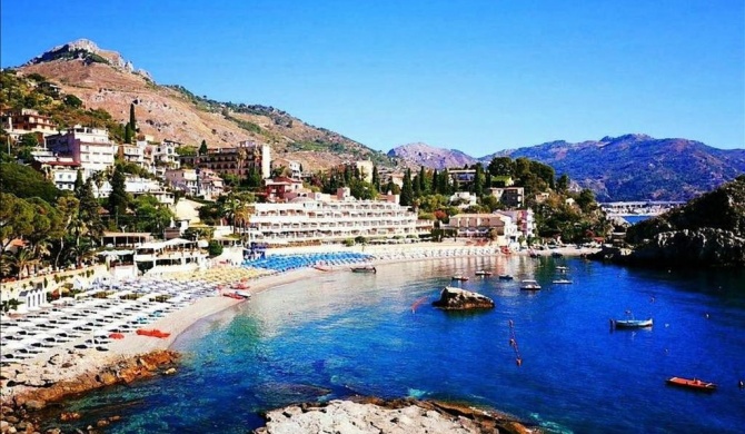 Taormina Beach