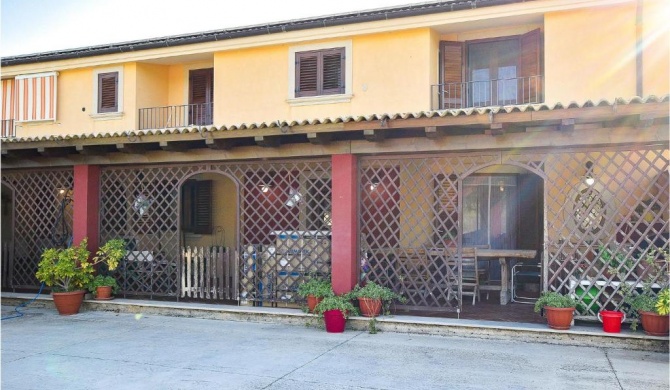 Awesome home in Giarratana with Outdoor swimming pool, 4 Bedrooms and WiFi