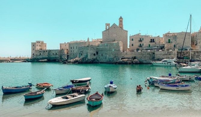 Giovinazzo Suite Pavone Griffi