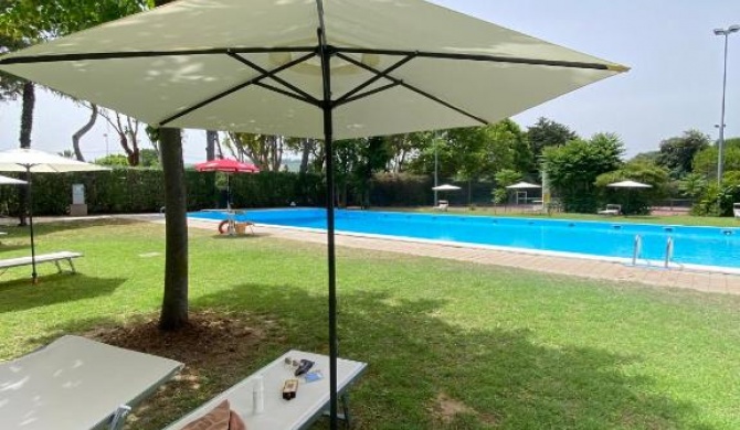 Appartamento con piscina - 150mt dal mare