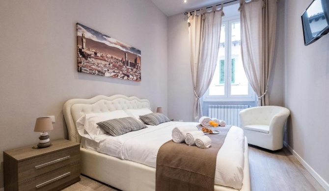 Silver Novella Luxury Apartment - Centro Storico